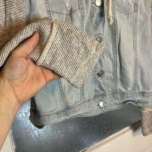 Mossimo Supply Co Juniors blue and gray Denim hooded button up jacket size large - Picture 4 of 6